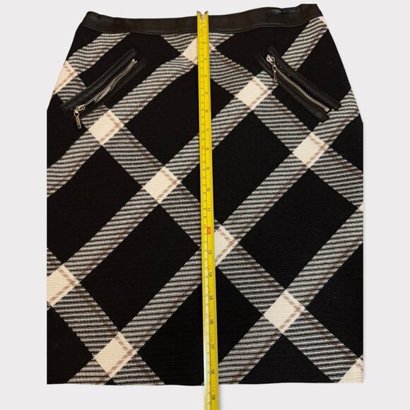 White House Black Market Black Tan Plaid Pencil Skirt - Size 00 - Picture 7 of 9
